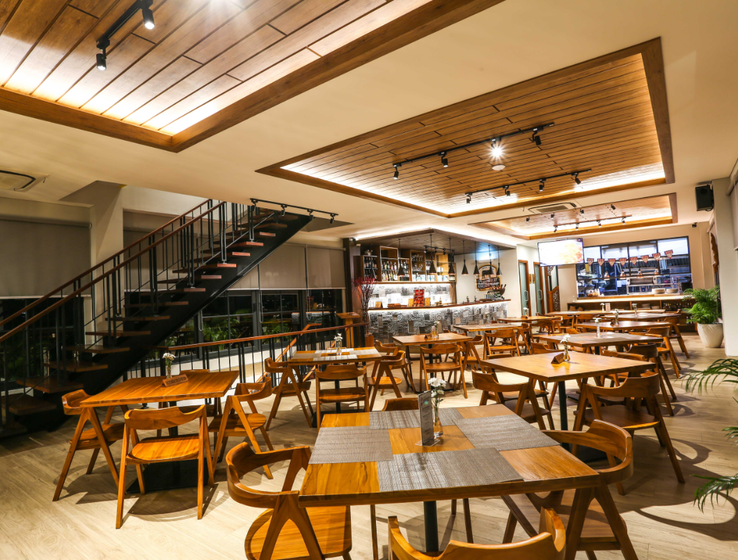 R&B Grill Prime restaurant interior