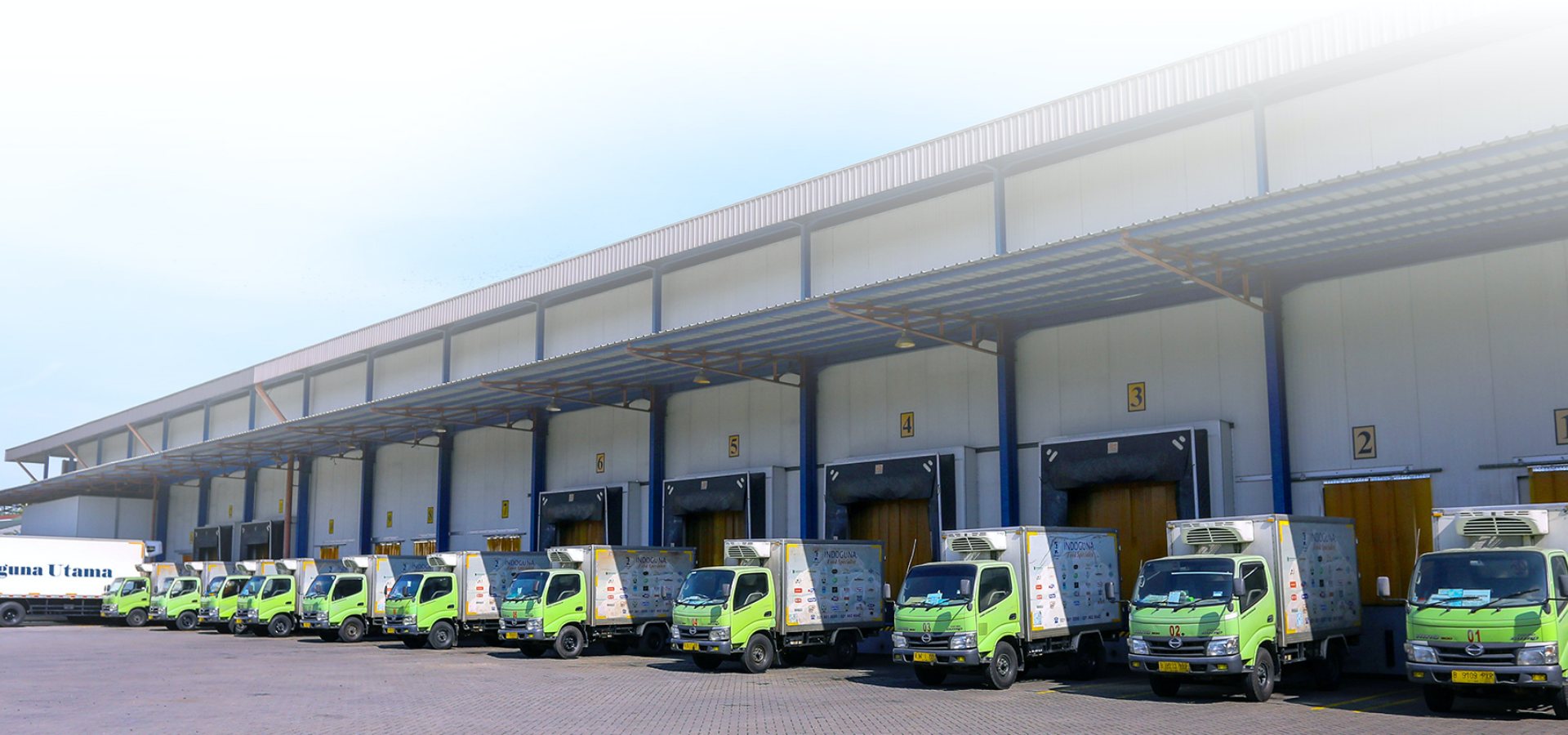 dist-logistic-fleet-bg.jpg